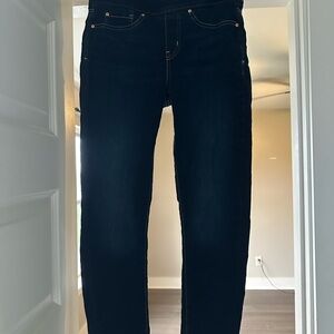 Levi’s Signature pull on skinny Jeans 28x30